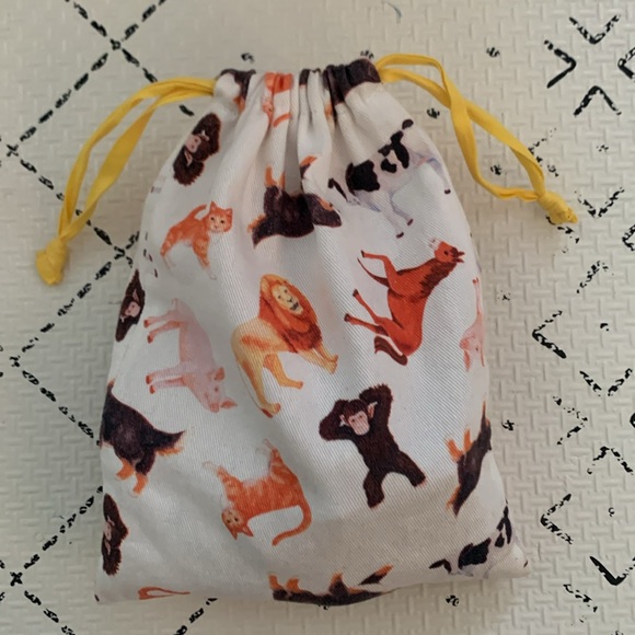 Lovevery Companion Play Kit (Months 22-24) - Montessori Animal Match
. - Picture 2 of 5